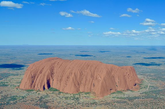 Il massiccio sacro di Uluru nell'outback australiano - foto Alberta Canepa